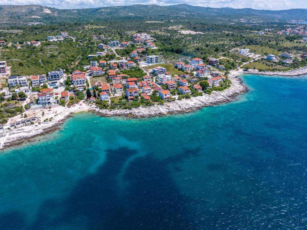 Carpe Diem Luxury Apartments Rogoznica  Bagian luar foto