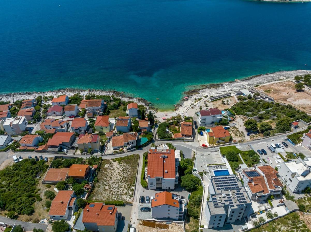 Carpe Diem Luxury Apartments Rogoznica  Bagian luar foto