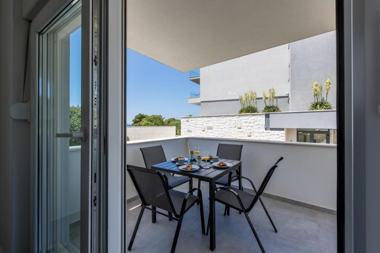 Carpe Diem Luxury Apartments Rogoznica  Bagian luar foto